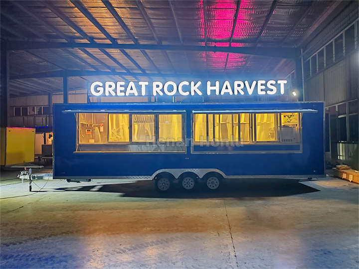 26ft big food truck with full kitchen