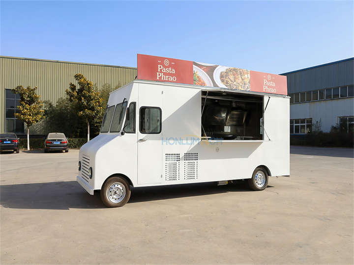 5.3m citroen food truck trailer