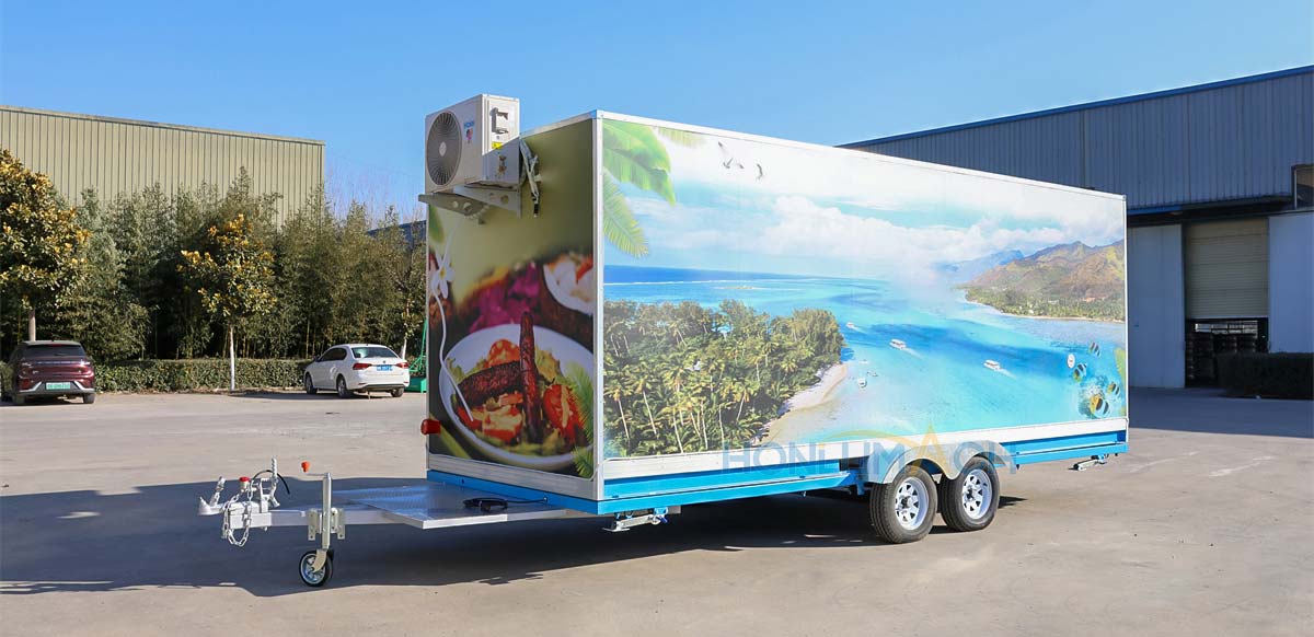 18.7ft food trailer French Polynesia back view